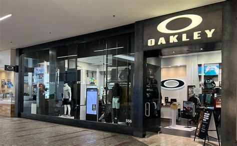 oakley nl stores.